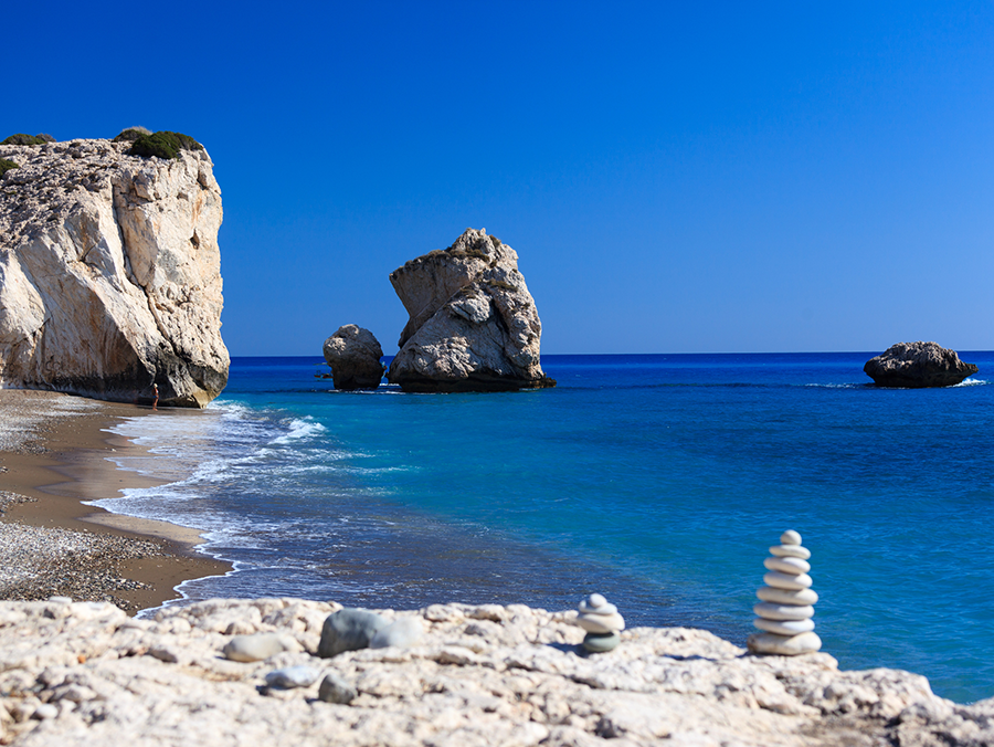 Book your wedding day in Aphrodite's Rock-Petra tou Romiou